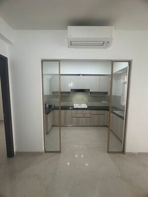 Kitchen in 2.5 BHK Builder Floor at Smart World Orchard, Sector 61 – for Rent