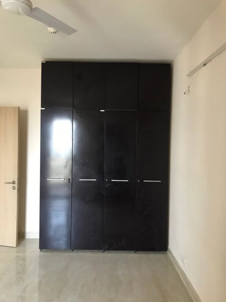 Room, dlf-new-town-heights-iii 4 Bedroom 2400 Sq.Ft. Apartment In Sector 91 Gurgaon 10343424