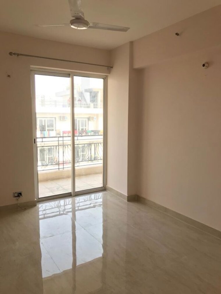 Room, dlf-new-town-heights-iii 4 Bedroom 2400 Sq.Ft. Apartment In Sector 91 Gurgaon 10343424