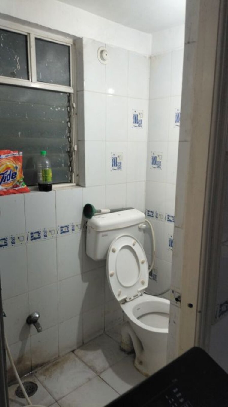 Bathroom, swapnaprasad-ira-florence 2 Bedroom 1059 Sq.Ft. Apartment In Wakad Pune 10343228
