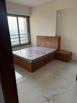 Bedroom in 3 BHK Apartment at Takshashila Air, Ellisbridge – for Rent