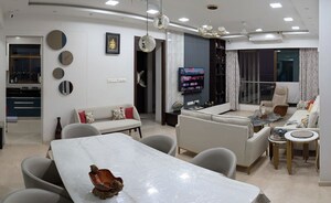 Team Area in 3 BHK Apartment at Celestia Spaces, Parel – for Rent