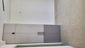 Room in 2.5 BHK Apartment at Signature Signum 37D III, Sector 37d – for Rent