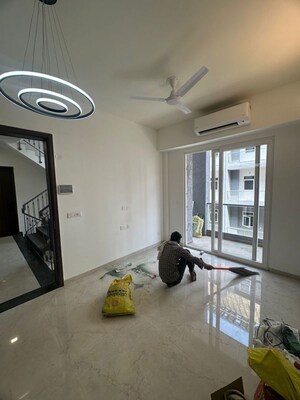 Living Room in 2.5 BHK Builder Floor at Smart World Orchard, Sector 61 – for Rent