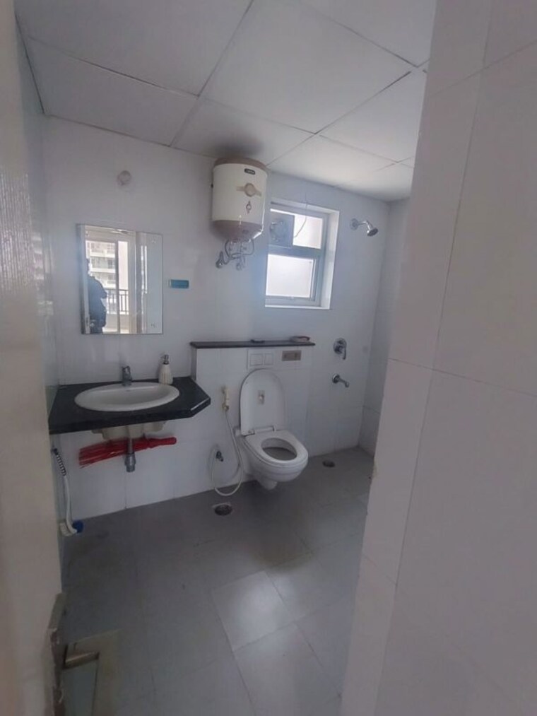 Bathroom, anant-raj-maceo 3.5 Bedroom 2300 Sq.Ft. Apartment In Sector 91 Gurgaon 10343461