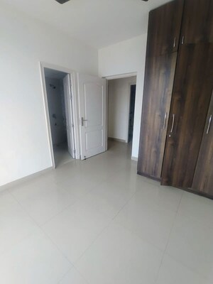 Room in 3.5 BHK Apartment at Anant Raj Maceo, Sector 91 – for Rent