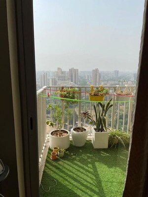 Balcony in 2.5 BHK Builder Floor at Smart World Orchard, Sector 61 – for Rent
