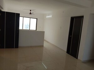 Room in 2 BHK Apartment at Indu Ganesh CHS, Sion – for Sale