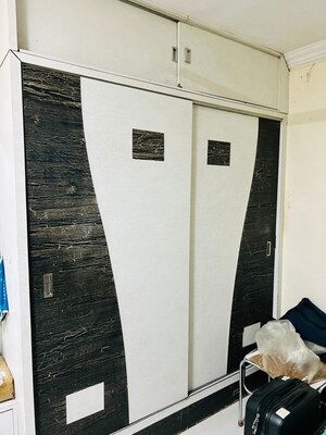 Building Lobby in 2 BHK Apartment at Sagar Apartment Sion, Sion – for Sale