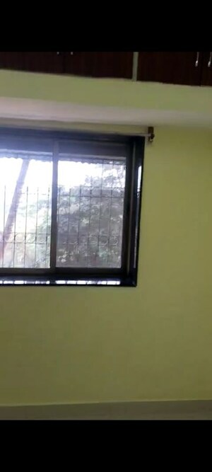Room in 2 BHK Apartment at Amrapali CHS, Sector 16 Vashi – for Rent