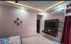 Room in 3 BHK Apartment at Rohtas Plumeria, Gomti Nagar – for Rent