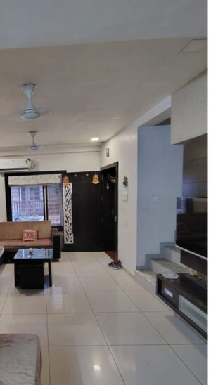 3 BHK Independent House For Rent in Bill