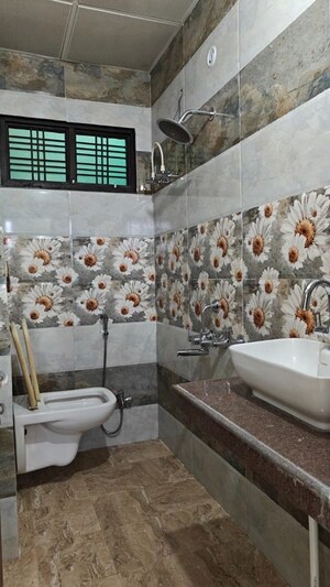 Kitchen in 3 BHK Builder Floor at Indira Nagar – for Rent