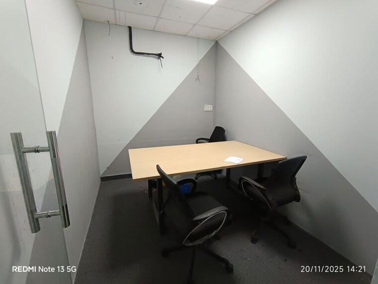 Team Area, sector 4 Commercial Office Space 700 Sq.Ft. In Sector 4 Noida 10343553