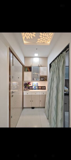 Furnished Amenities in 2 BHK Apartment at Rustomjee Urbania Azziano, Thane West – for Rent