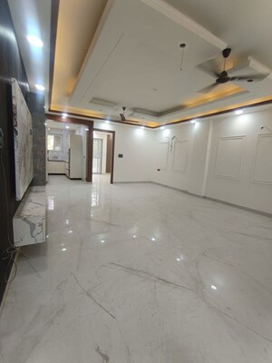 3 BHK Builder Floor For Rent in Green Fields Colony
