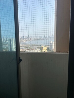Room in 3 BHK Apartment at Divine Heights Bandra West, Bandra West – for Sale