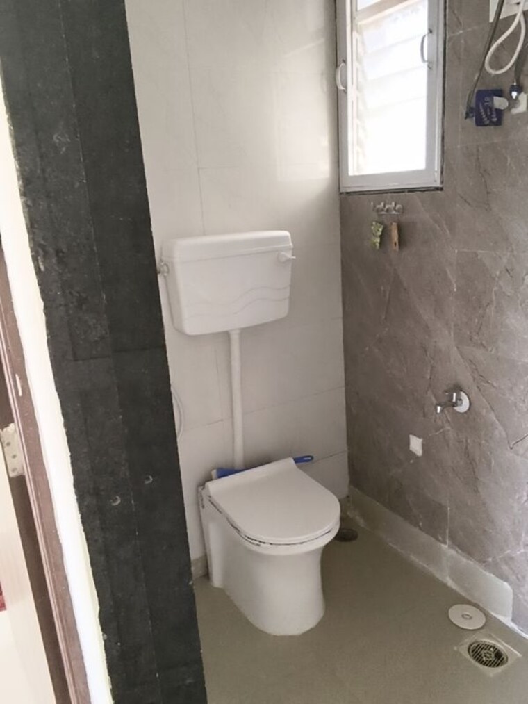 Bathroom, ulwe sector 23 1 Bedroom 1150 Sq.Ft. Apartment In Ulwe Sector 23 Navi Mumbai 10343570