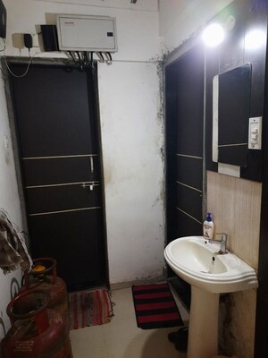 Bathroom in 3 BHK Apartment at Anjani Amores, Kondhwa Budruk – for Sale