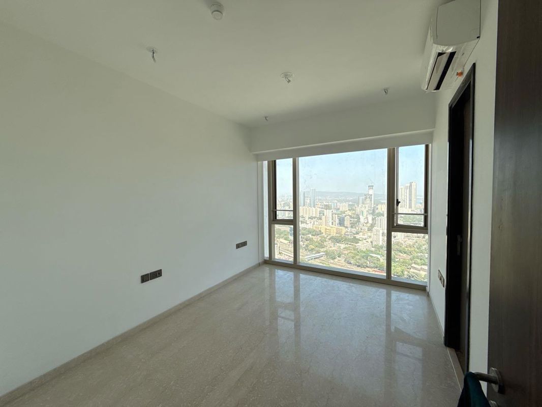 3 BHK + Servant Room,Study Room 1370 Sq.Ft. Apartment in Lodha Worli