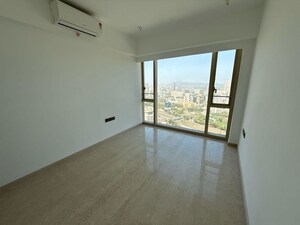 Room in 3 BHK Apartment at Lodha Worli, Worli – for Rent