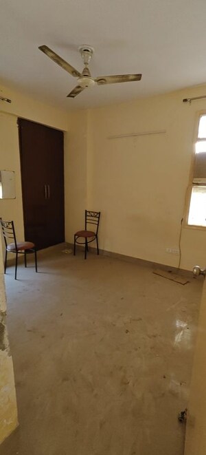 Room in 2 BHK Apartment at Zion Stonecrop and Celeste Garden, Sector 78 – for Rent