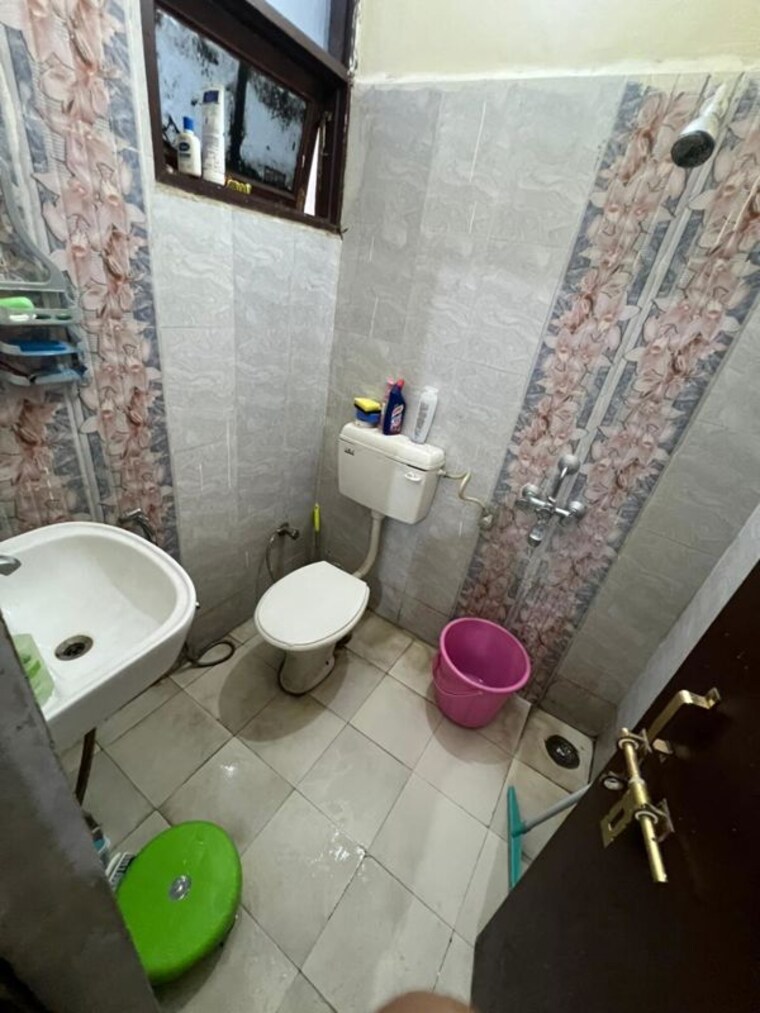 Bathroom, shri-balaji-bcc-greens 2 Bedroom 1500 Sq.Ft. Villa In Deva Road Lucknow 10343661