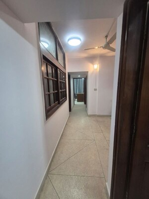 Room in 3 BHK Builder Floor at Shivalik Colony – for Rent