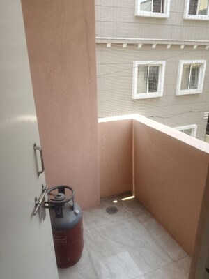 Bathroom in 1 BHK Apartment at Krishna Residency Kadubeesanahalli, Kadubeesanahalli – for Rent