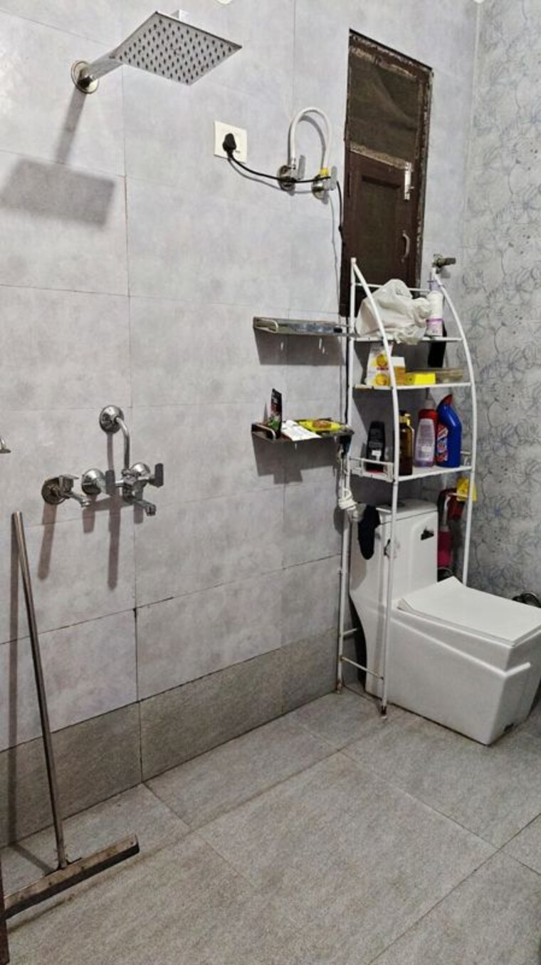 Gym, ansal-avantika 3 Bedroom 1300 Sq.Ft. Builder Floor In Shastri Nagar Ghaziabad 10343670