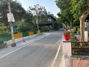 Swimming Pool in 3.5 BHK Independent House at Ansal Avantika, Shastri Nagar – for Sale