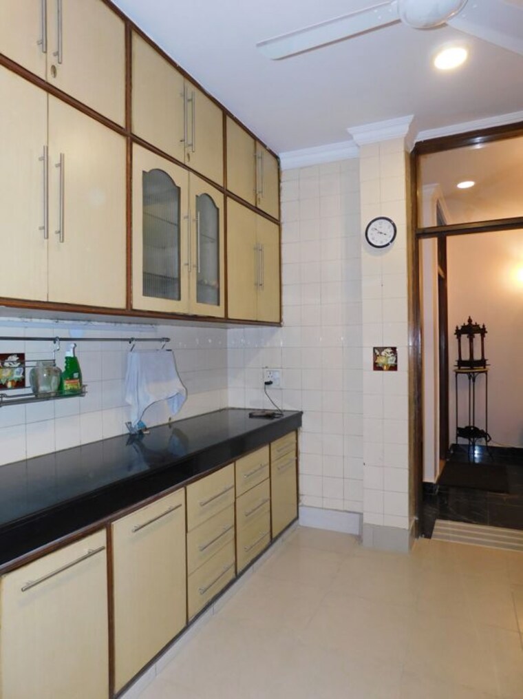 Kitchen, safdarjung enclave 2 Bedroom 500 Sq.Yd. Builder Floor In Safdarjung Enclave Delhi 10343716