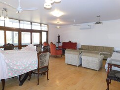 2 BHK + Pooja Room,Servant Room,Study Room,Extra Room Builder Floor For Rent in Safdarjung Enclave
