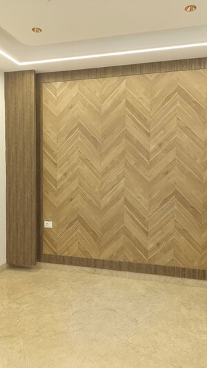 Room in 3 BHK Builder Floor at New Rajinder Nagar – for Sale