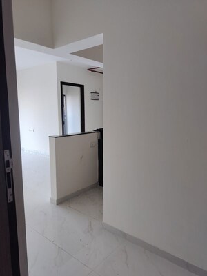 Room in 2 BHK Apartment at Anant Metropolis Insignia Towers, Kasarvadavali – for Rent