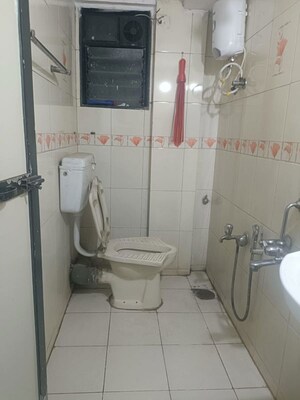 Bathroom in 2 BHK Apartment at Shree Ramatanu Mauli, Sanpada – for Rent