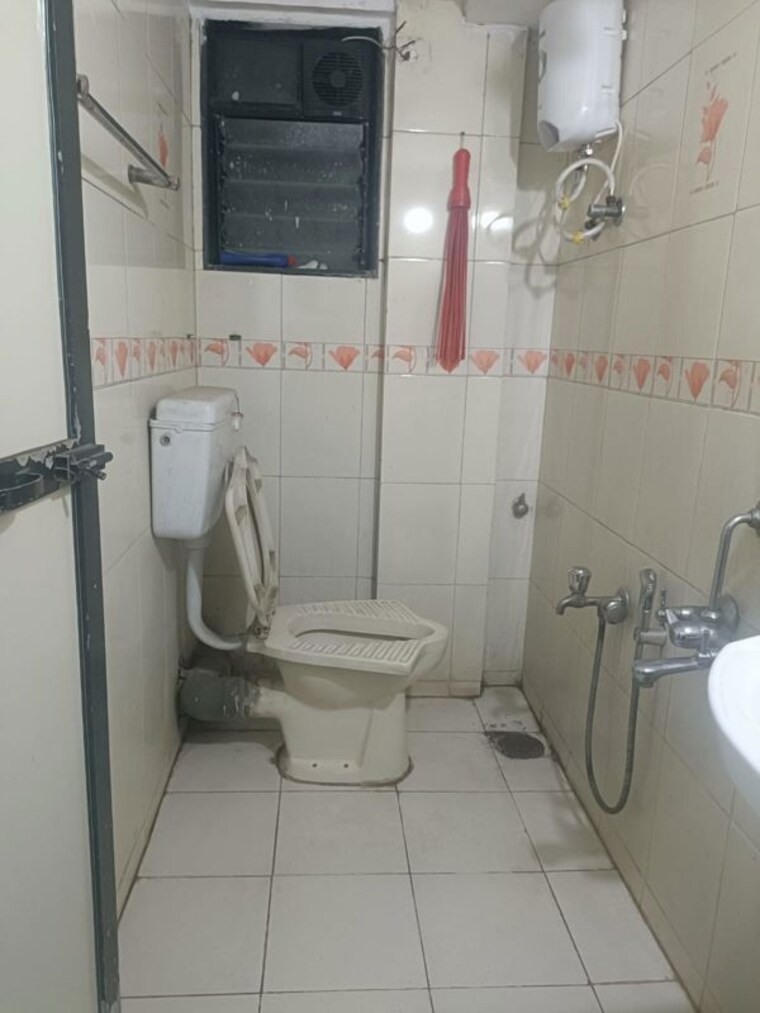 Bathroom, shree-ramatanu-mauli 2 Bedroom 1175 Sq.Ft. Apartment In Sanpada Navi Mumbai 10343727
