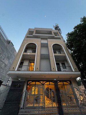 1 BHK Builder Floor – Exterior View View at Sector 51 - for Rent