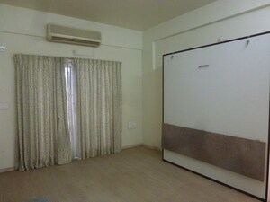 Room in 3 BHK Apartment at Brigade Cosmopolis, Whitefield – for Rent