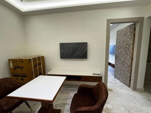 Team Area in 1 BHK Builder Floor at Sector 44 – for Rent