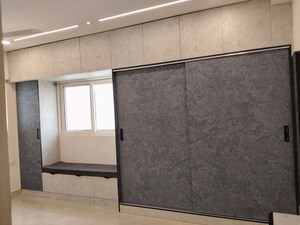 Room in 3 BHK Apartment at Candeur 40, Miyapur – for Rent