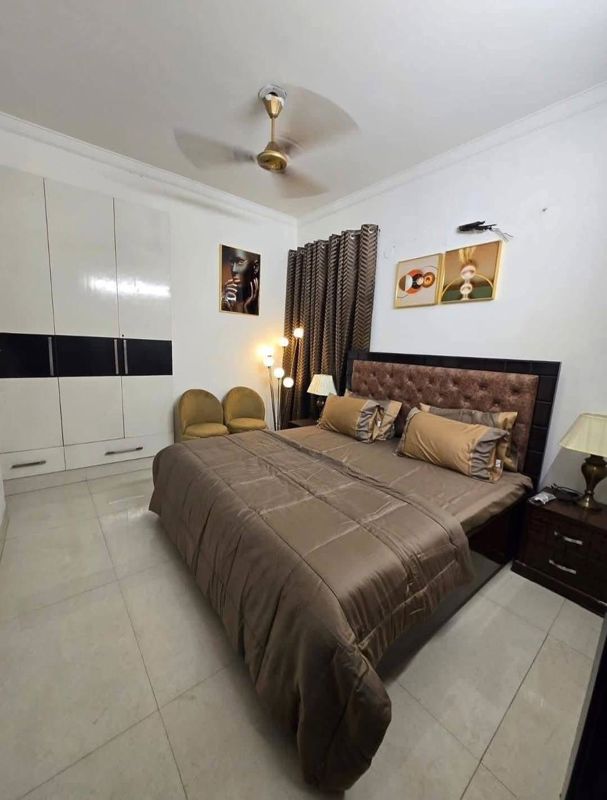 3 BHK + Servant Room,Extra Room,Store Room Apartment For Rent in Chattarpur