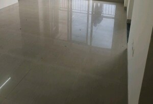 Room in 2 BHK Apartment at Eta Ii Greater Noida – for Rent