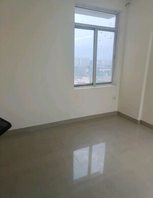 Room in 2 BHK Apartment at Eta Ii Greater Noida – for Rent
