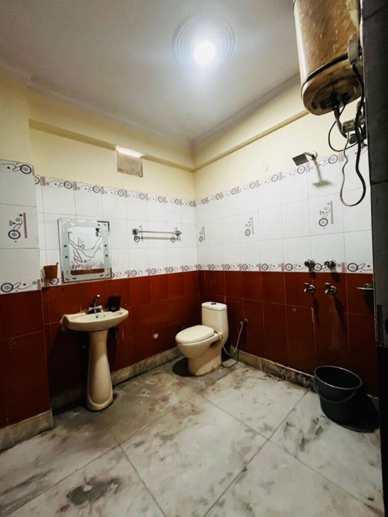 Bathroom, saket 1 Bedroom 500 Sq.Ft. Apartment In Saket Delhi 10343781