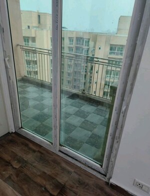 Balcony in 3 BHK Apartment at Mahaluxmi Migsun Ultimo, Omicron Iii Greater Noida – for Rent