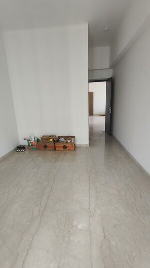 Room in 4 BHK Apartment at Piramal Mahalaxmi Central Tower 2, Mahalaxmi – for Rent