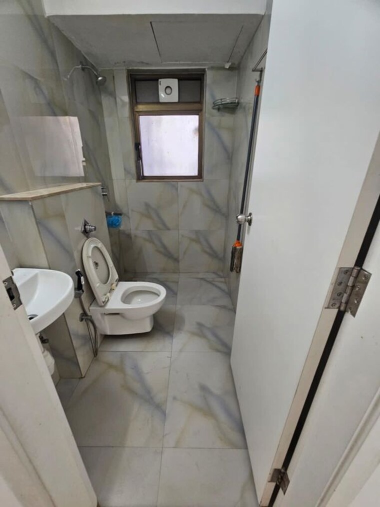 Team Area, runwal-bliss 2 Bedroom 690 Sq.Ft. Apartment In Kanjurmarg East Mumbai 10343804
