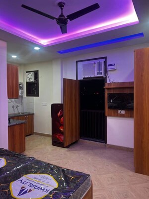 Parking in 1 RK Builder Floor at Sushant Tower, Sector 56 – for Rent