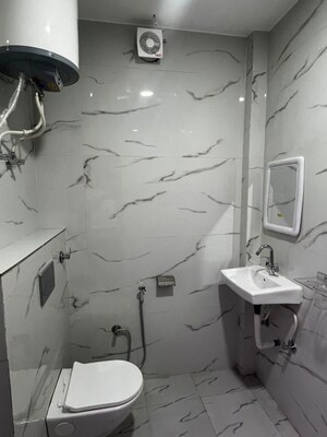Team Area in 1 RK Builder Floor at Sushant Tower, Sector 56 – for Rent